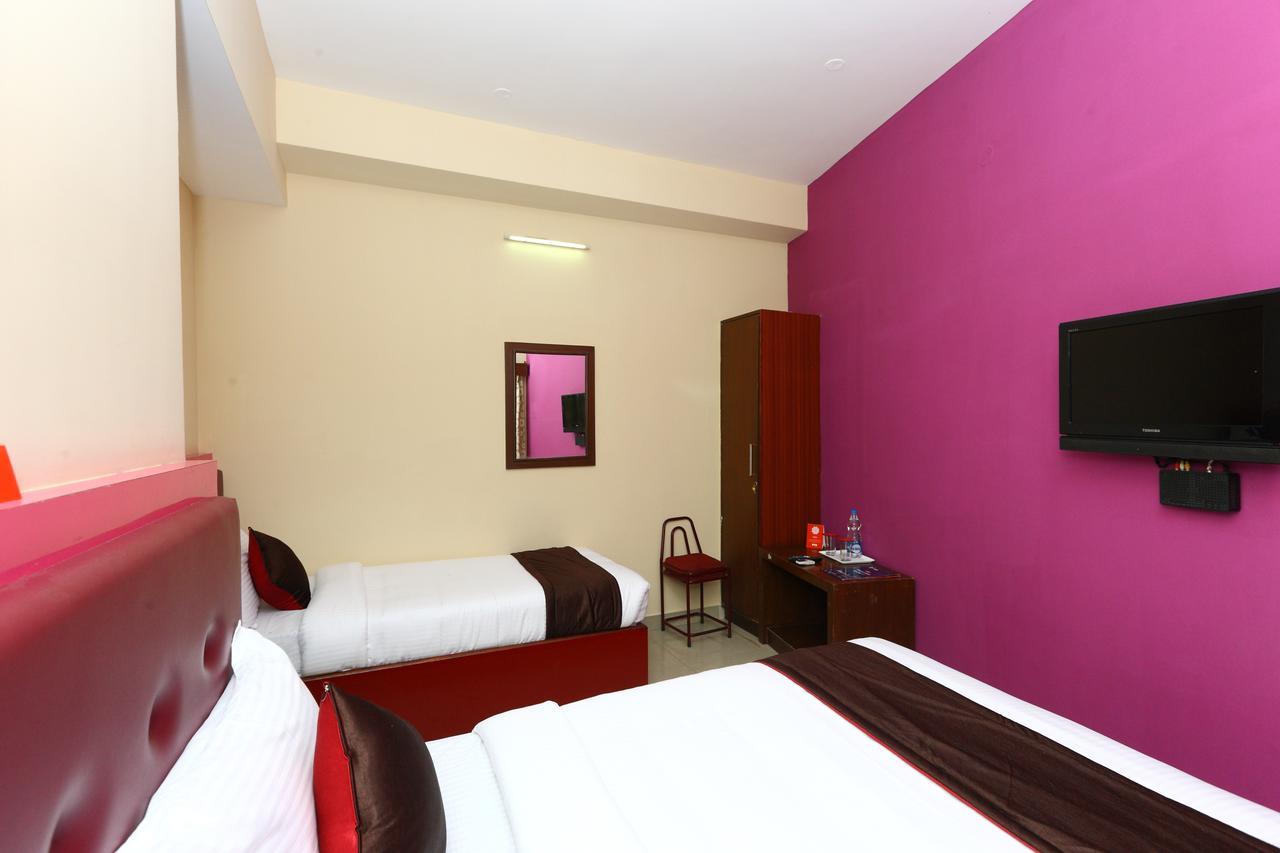 Oyo 8410 Rajeswari Tower Hotell Chennai Eksteriør bilde