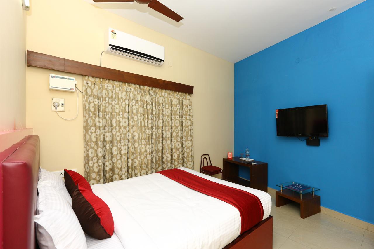 Oyo 8410 Rajeswari Tower Hotell Chennai Eksteriør bilde