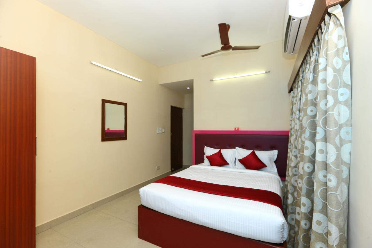 Oyo 8410 Rajeswari Tower Hotell Chennai Eksteriør bilde