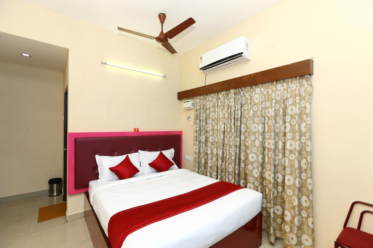 Oyo 8410 Rajeswari Tower Hotell Chennai Eksteriør bilde
