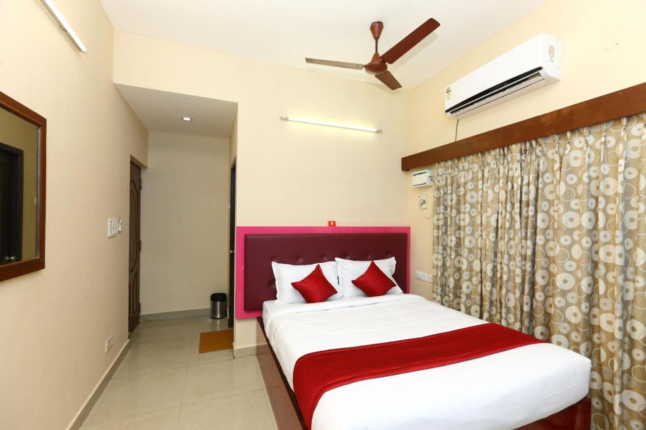 Oyo 8410 Rajeswari Tower Hotell Chennai Eksteriør bilde