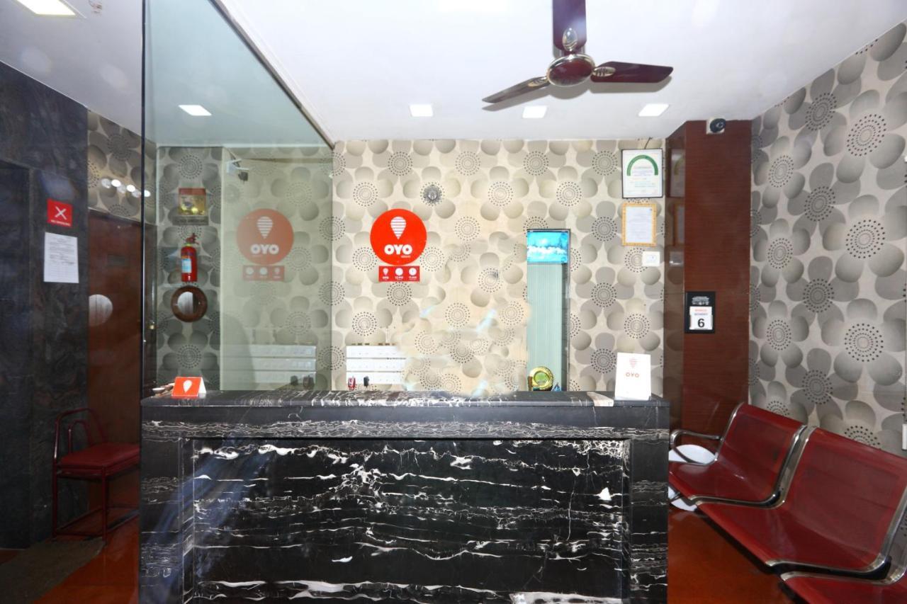Oyo 8410 Rajeswari Tower Hotell Chennai Eksteriør bilde
