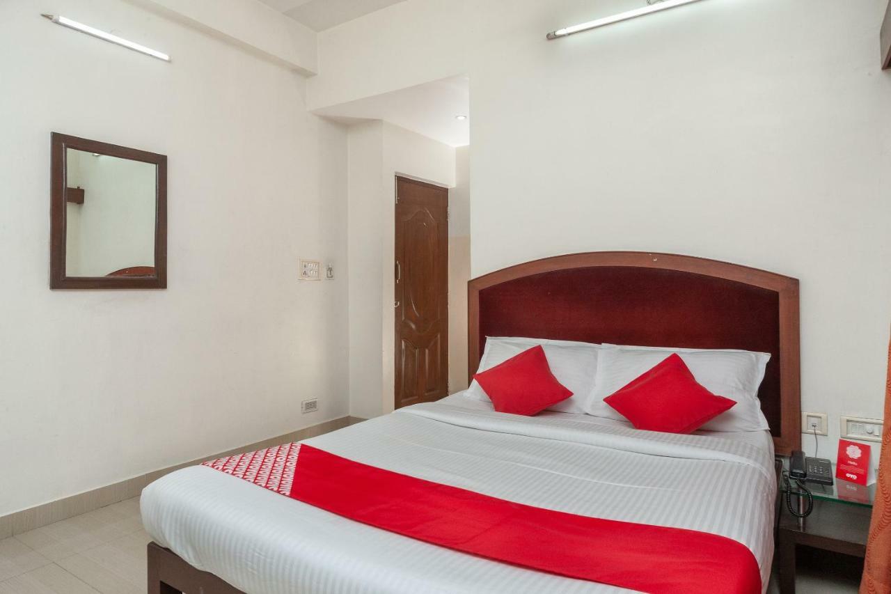 Oyo 8410 Rajeswari Tower Hotell Chennai Eksteriør bilde