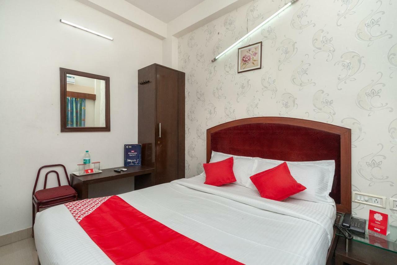 Oyo 8410 Rajeswari Tower Hotell Chennai Eksteriør bilde