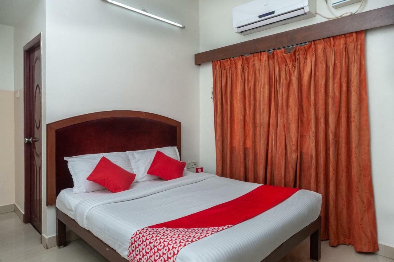 Oyo 8410 Rajeswari Tower Hotell Chennai Eksteriør bilde