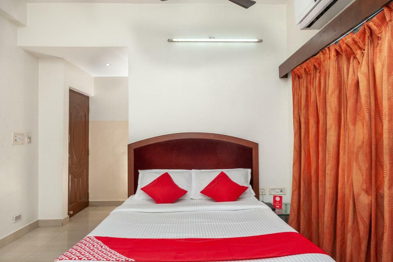 Oyo 8410 Rajeswari Tower Hotell Chennai Eksteriør bilde